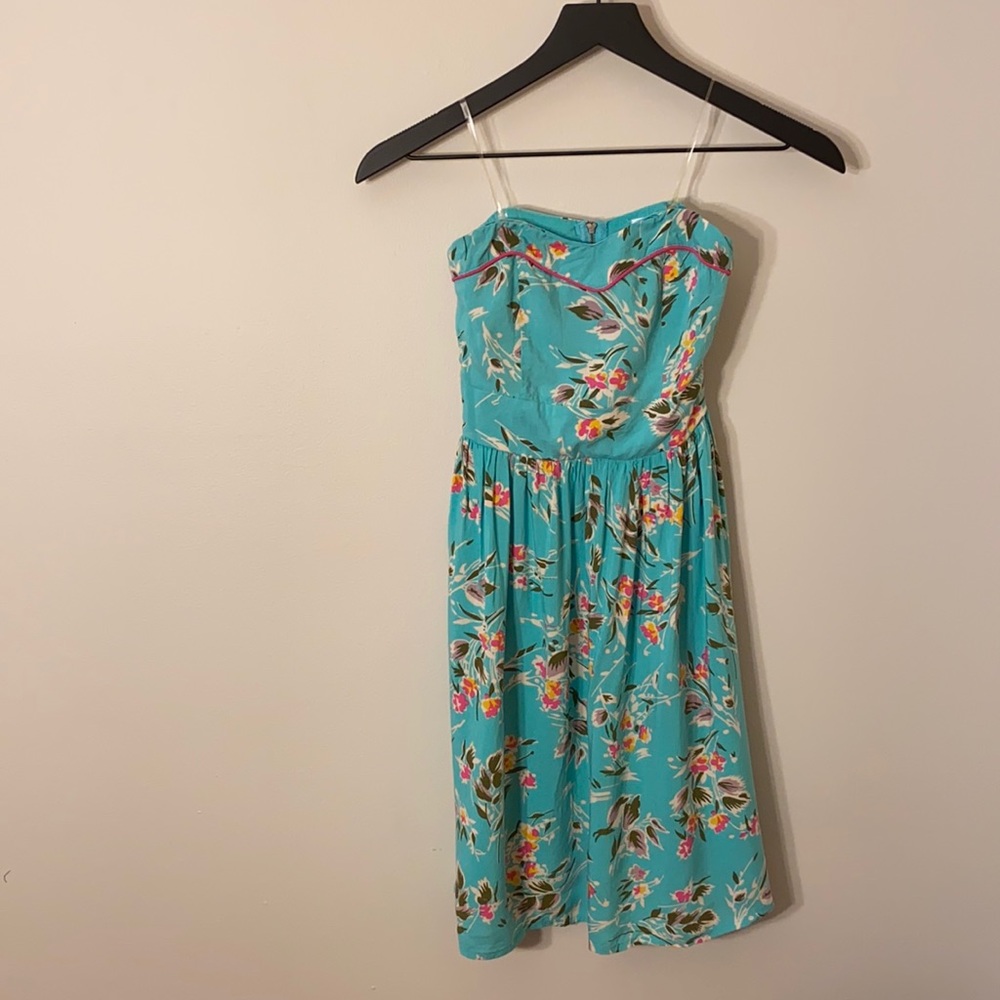 Hawaiian strapless dress